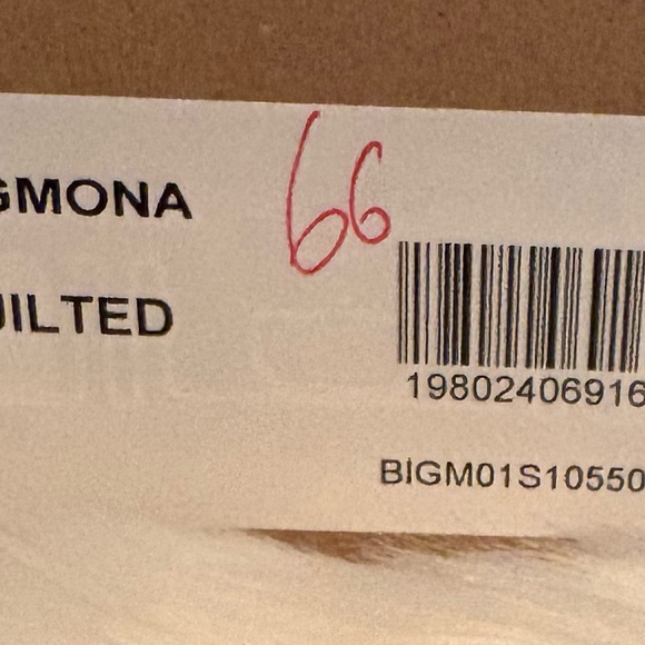 Steve Madden Quilted Black Sandals with Gold Toggle Accent - Picture 5 of 5